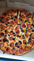 Luciano's Pizzeria(welland Ontario) food