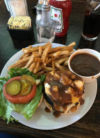 Don's Pub And Grill food