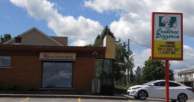 Crabtree Pizzeria Exterior