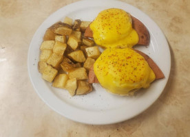 Daly's Diner Quinton, Saskatchewan food