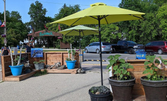 The Breakwater Ice Cream Coffee outside