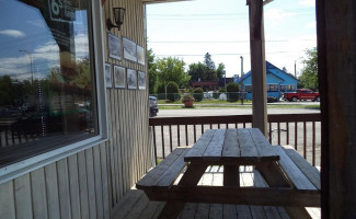 Subway Restaurants outside