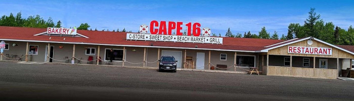 Cape 16 Market outside