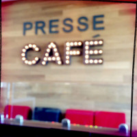 Presse Cafe inside