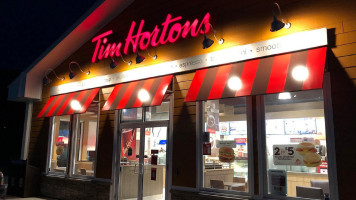 Tim Hortons outside