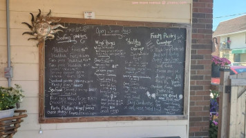 Dee's Lakeside Bistro menu