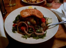 Fergusson Room Pub (the Breadalbane) food