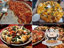 Me-N-Ed's Pizza Parlor food