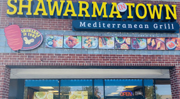 Three Knights Steakhouse & Pizza