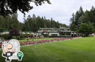 Butchart Gardens Coffee Shop outside