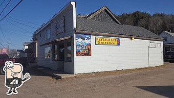 Eagles Nest Bakery outside