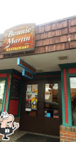 Bonnie Martin Restaurant outside