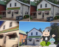 Chen's Restaurant outside