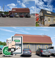 Malpeque Oyster Barn outside