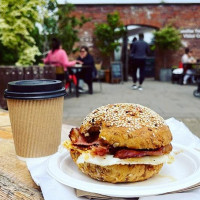 Lake Breeze Vineyards food