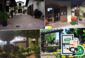 Lake Breeze Vineyards outside