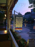 Paizano's Pizzeria Donair Extérieur