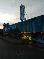 St. Louis Bar and Grill outside