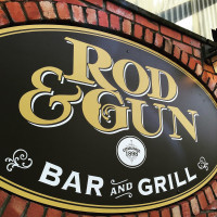 Rod & Gun logo