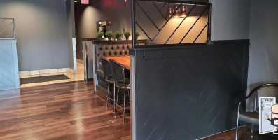 Leto's Steakhouse & Bar Extérieur