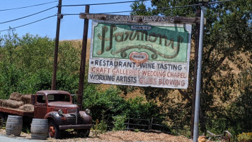 Turtle Jack's Exterior