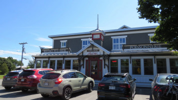 Le Bistro de la Mer Exterior