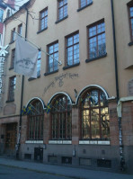 Portobello Market & Fresh Bakery Exterior
