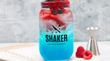 SHAKER Cuisine & Mixologie Levis drink