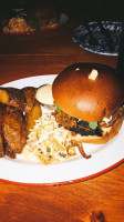 Red Lion Smokehouse food