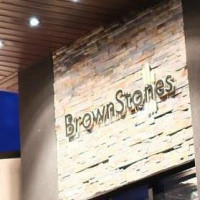 Brownstones Sports Lounge And Restaurant inside