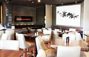 Sammy J's Grill & Bar Langley Dentro