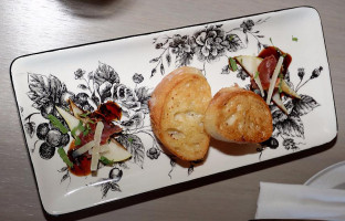 Amuse Kitchen & Wine drink