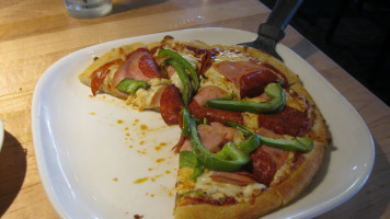 Boston Pizza food