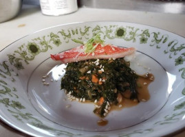 Grates Cove Studios Comida