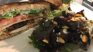 Artisan Bistro food