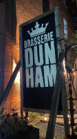 Brasserie Dunham outside