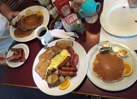 Aunt Gussie's Nourriture