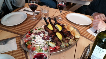 Drunken Goat Taverna Nourriture