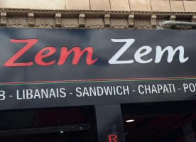 49th Parallel Cafe Lucky's Doughnuts West 4th Exterior