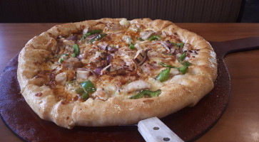Pizza Hut Windsor food