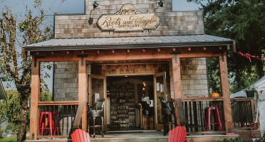 Roots And Wings Distillery outside