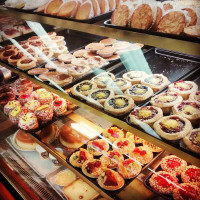 Nova Pastry Bakery Comida