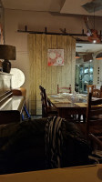 Bud's Coffee inside