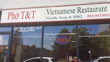 Pho T&T Vietnamese Restaurant outside
