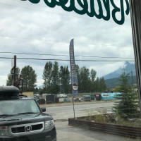 Bluebird Cafe outside