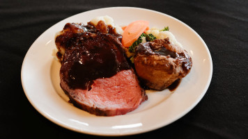 Moose Mulligans Public Eatery Comida