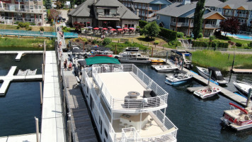 Moose Mulligans Public Eatery Exterior