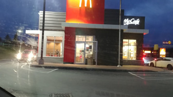 Mcdonald's outside