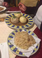 Rôtisserie St-hubert food