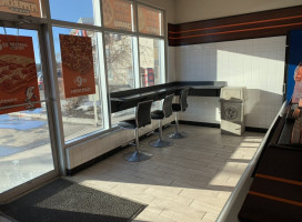 Little Caesars Pizza outside